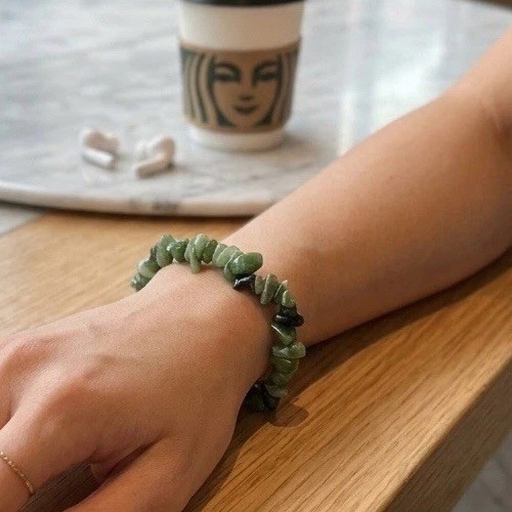 Canadian Jade Stone Stretch Bracelet Green Nephrite Adjustable